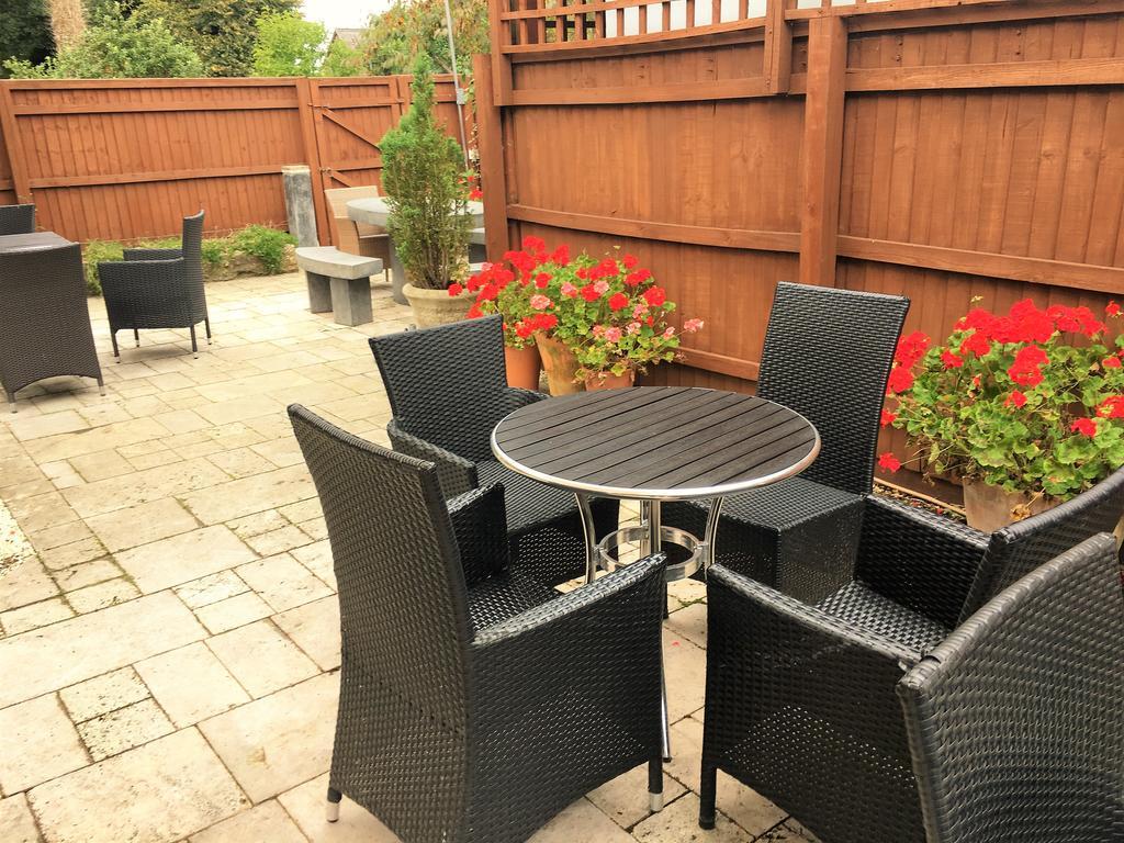 The Highworth Hotel Swindon Dış mekan fotoğraf