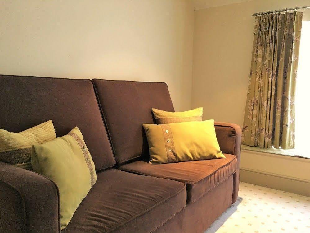 The Highworth Hotel Swindon Dış mekan fotoğraf