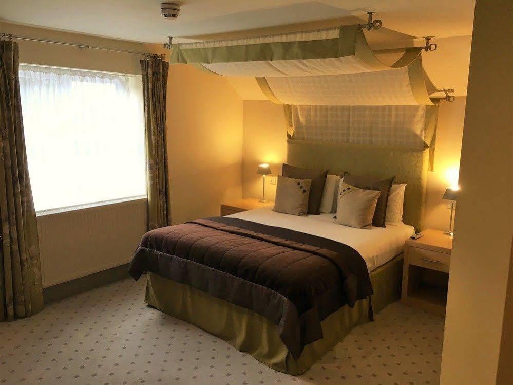 The Highworth Hotel Swindon Dış mekan fotoğraf